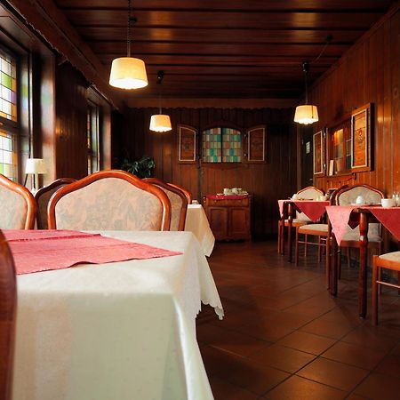Hotel Zur Sonne คอตต์บุส ภายนอก รูปภาพ