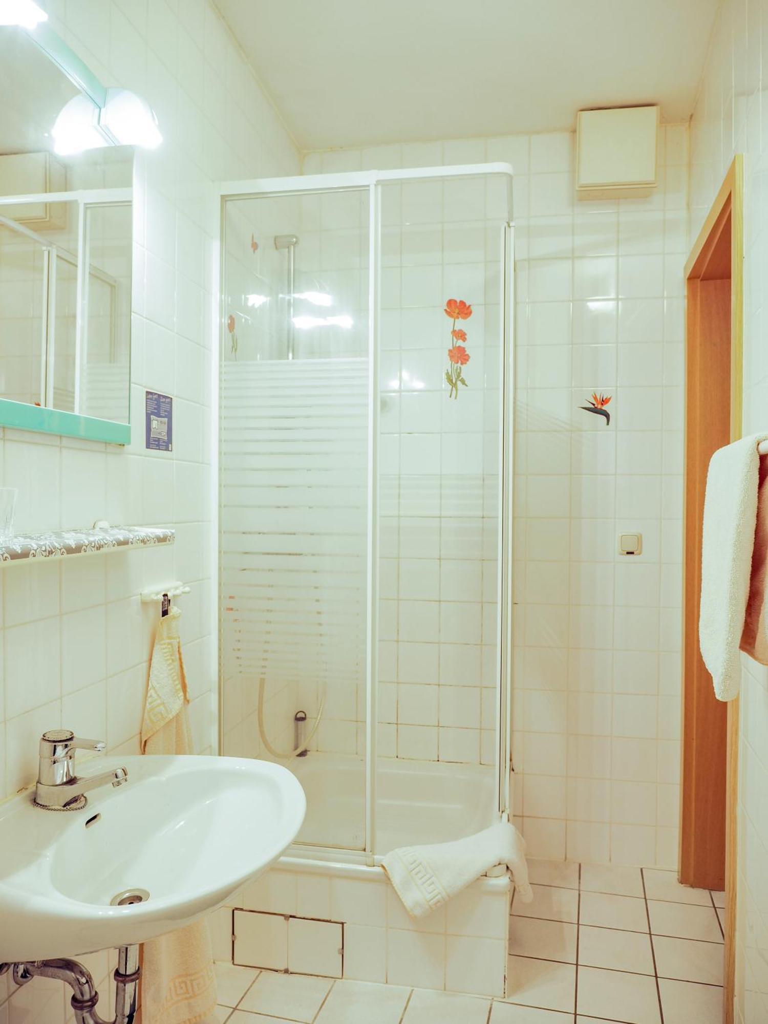 Hotel Zur Sonne คอตต์บุส ภายนอก รูปภาพ